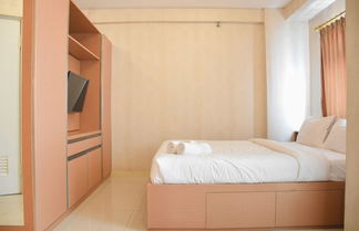 Photo 2 - Best Deal and Comfort Big Studio at Green Pramuka City Apartment