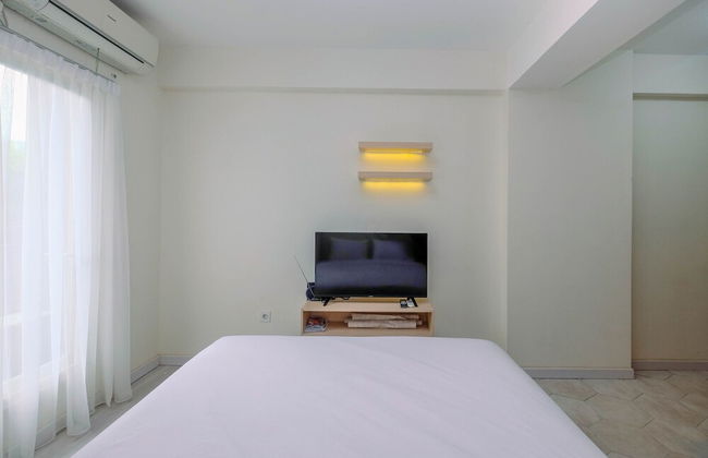 Comfy And Stylish Studio Podomoro Golf View Apartment By Travelio - Foto 10