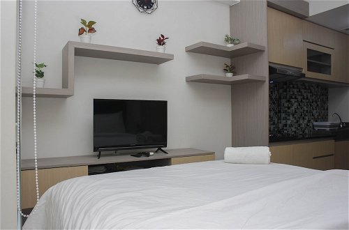 Foto 2 - Cozy and Comfort Living Studio at Transpark Cibubur Apartment