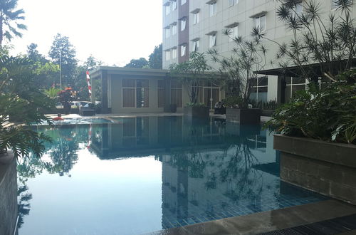 Photo 15 - Affordable Studio Room Pool View Pinewood Jatinangor Apartment