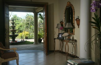 Photo 2 - Villa Pakem