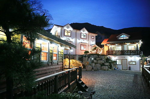 Photo 18 - Ggumaebon Pension