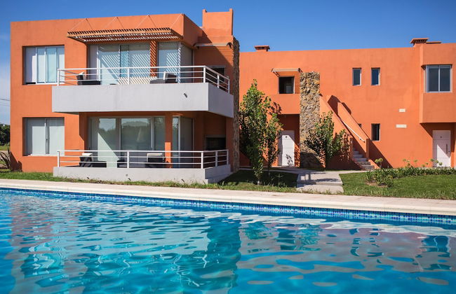 Lomas del Real Resort - Photo 1