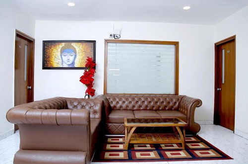 Photo 5 - Room in Guest Room - Maplewood Guest House, Neeti Bagh, New Delhiit is a Boutiqu Guest House - Room 8