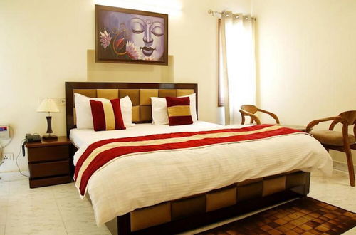 Photo 3 - Room in Guest Room - Maplewood Guest House, Neeti Bagh, New Delhiit is a Boutiqu Guest House - Room 8