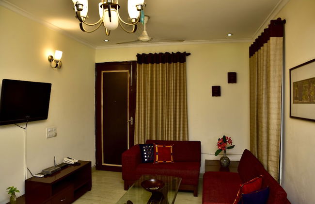 Woodpecker - 2 Bedroom Service Apartment - Photo 15
