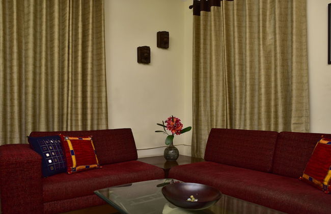 Woodpecker - 2 Bedroom Service Apartment - Photo 2