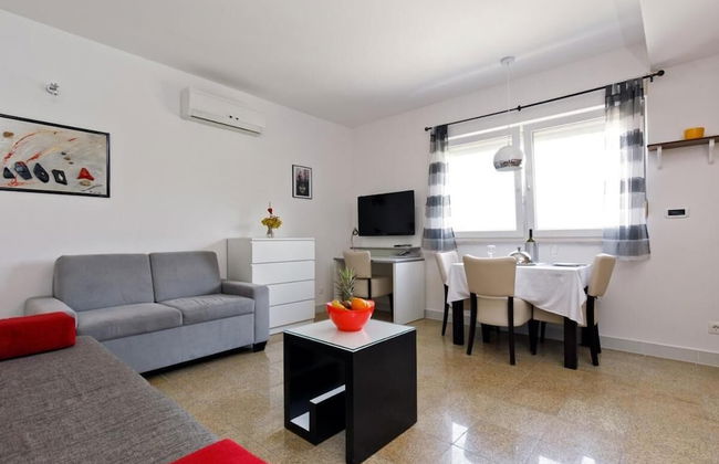 Fully Equiped Beach Apartments With its own Balcony - Foto 6