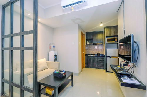 Photo 15 - Warm and Cozy Studio at The Oasis Apartment