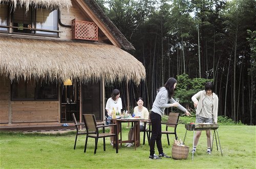 Foto 69 - Miyama Futon & Breakfast Thatched Cottages