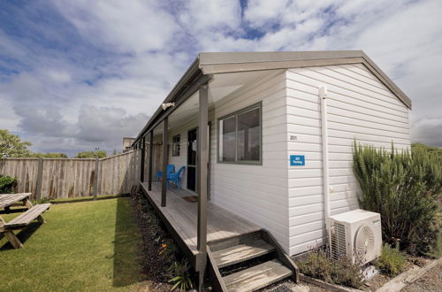 Photo 21 - Napier Beach TOP 10 Holiday Park