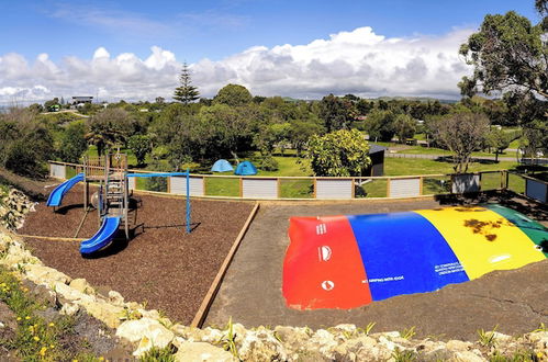 Photo 49 - Napier Beach TOP 10 Holiday Park