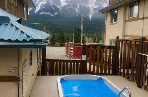 Foto 19 - Banff Boundary Lodge 2 BR Condo & studio