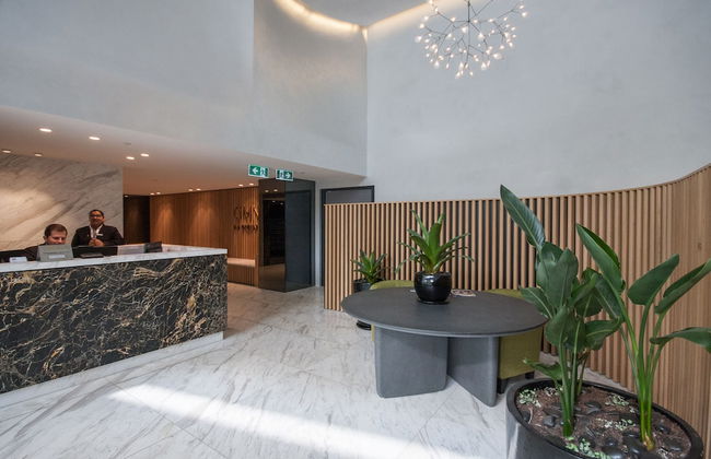 Modern Potts Point Apartment in Omnia - Photo 2