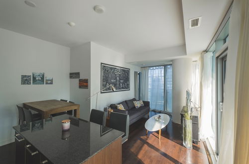 Photo 9 - Stunning Suites - Beautiful 2bdr Condo