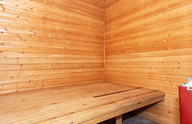 6 Person Holiday Home in Knebel - Foto 5
