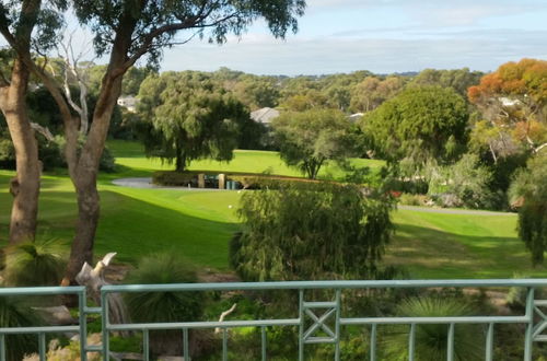 Photo 1 - Joondalup Golf Retreat