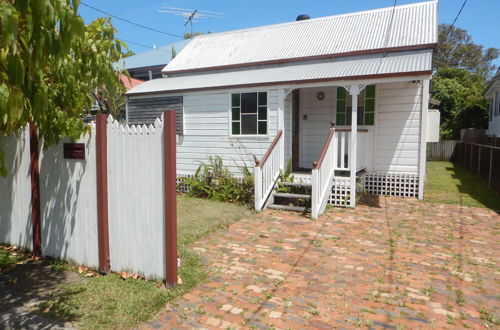 Photo 1 - Charming, Private 3-Bedroom Cottage By The Bay