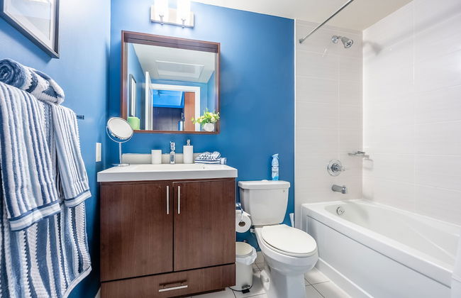 Beautiful Condos In the Heart of Downtown by GLOBALSTAY - Foto 32