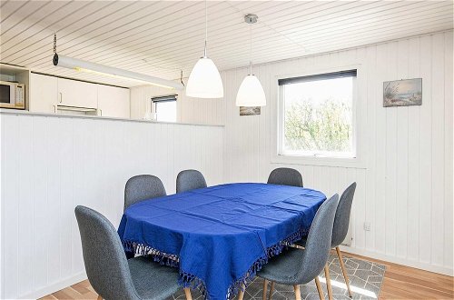 Photo 14 - 4 Person Holiday Home in Lokken
