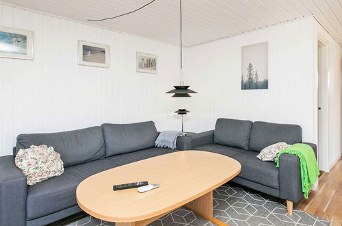 Photo 9 - 4 Person Holiday Home in Lokken