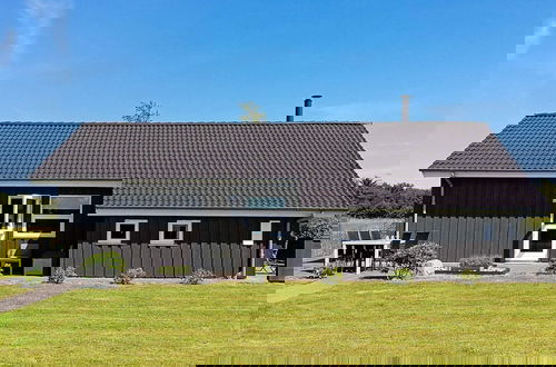 Foto 1 - 6 Person Holiday Home in Humble