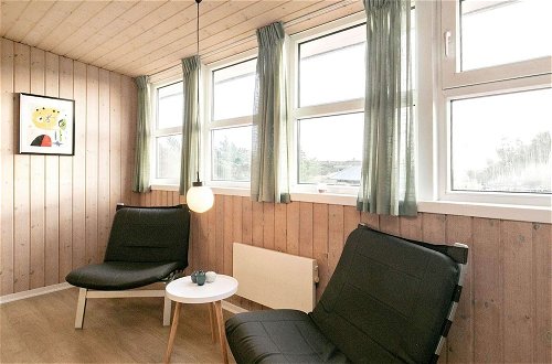 Photo 21 - 8 Person Holiday Home in Blavand