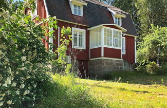 Foto 1 - 6 Person Holiday Home in Hallabro