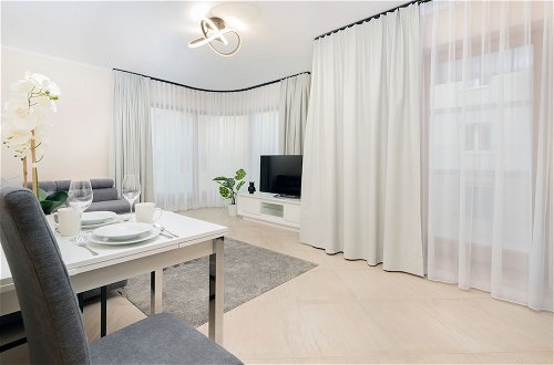 Photo 20 - Apartment Batorego Gdynia by Renters
