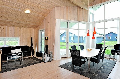 Foto 4 - 8 Person Holiday Home in Ulfborg