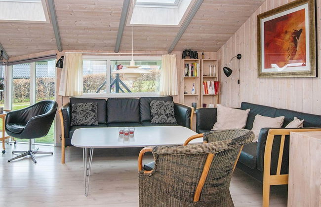 6 Person Holiday Home in Sjolund - Foto 6