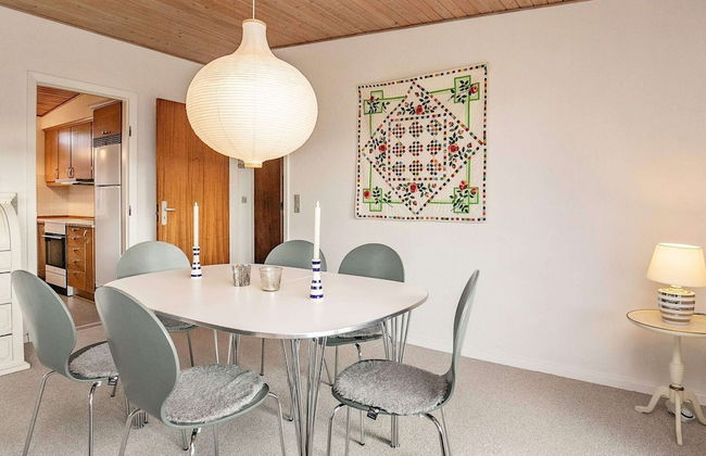 6 Person Holiday Home in Aeroskobing - Foto 9