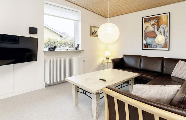 6 Person Holiday Home in Aeroskobing - Foto 5