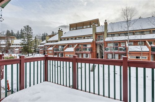 Foto 30 - CENTRALLY Located 3-Br Home | TRUE Ski In/Out | FREE access to Pools & Hot Tubs