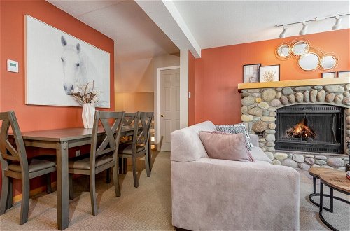 Photo 11 - CENTRALLY Located 3-Br Home | TRUE Ski In/Out | FREE access to Pools & Hot Tubs