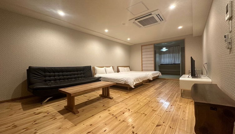 Photo 1 - Shimanouchi Luxury Apartment