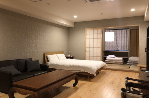 Photo 13 - Shimanouchi Luxury Apartment