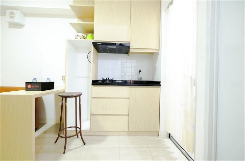 Photo 14 - Simply & Clean Bassura City Apartment