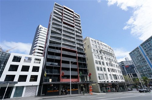 Photo 1 - Auckland CBD Modern 2 Bedroom Apartment