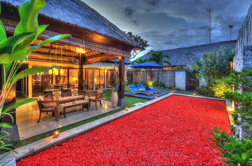 Photo 10 - Bali Rich Seminyak Villas