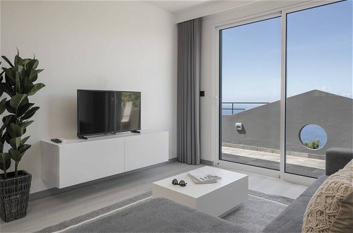 Photo 2 - In the West - Intelsol Calheta Apartments II
