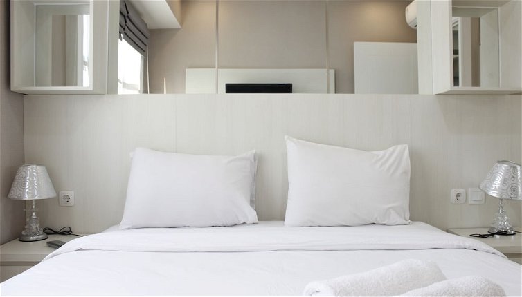 Photo 1 - Luxurious 1BR Apartment @ Parahyangan Residence