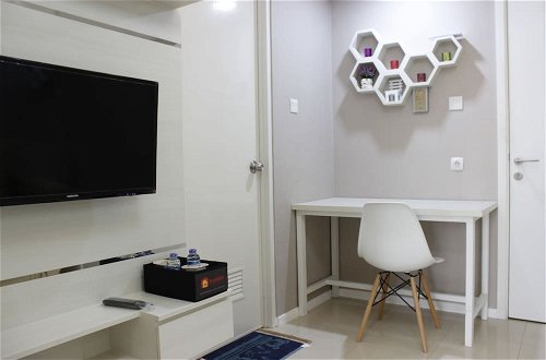 Photo 13 - Luxurious 1BR Apartment @ Parahyangan Residence
