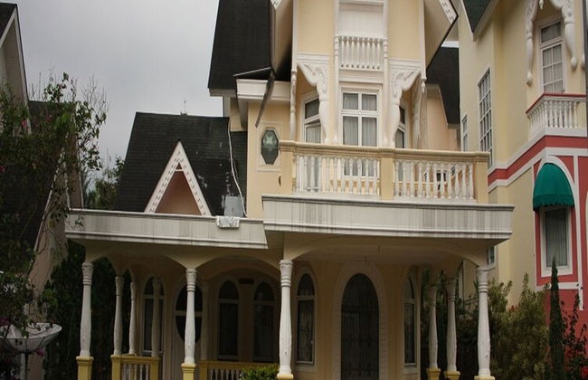 Villa Kota Bunga Tulip - Foto 35