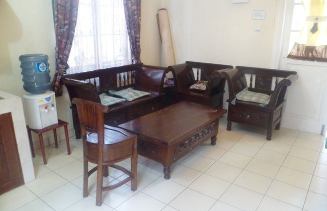 Villa Kota Bunga Mawar - Foto 7