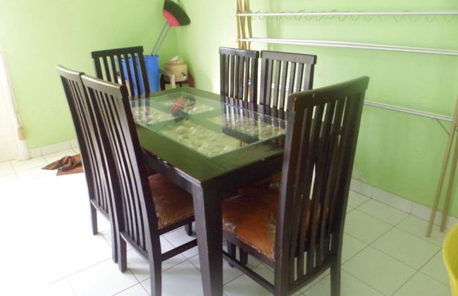 Villa Kota Bunga Mawar - Foto 12