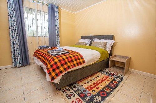 Photo 5 - Cozy and Warm 3-bed Bungalow in Athi River
