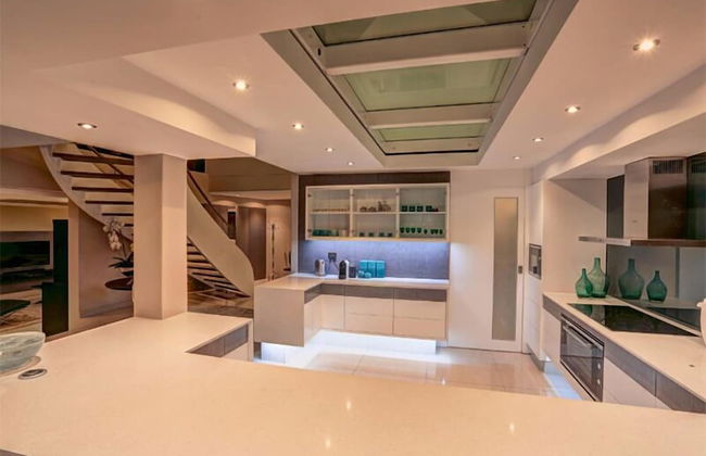 Ocean View Penthouse - Foto 17