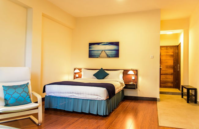 Fig Tree Residences - Photo 5