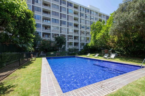 Photo 13 - Central Urban Oasis With Garden View & Swimming Pool